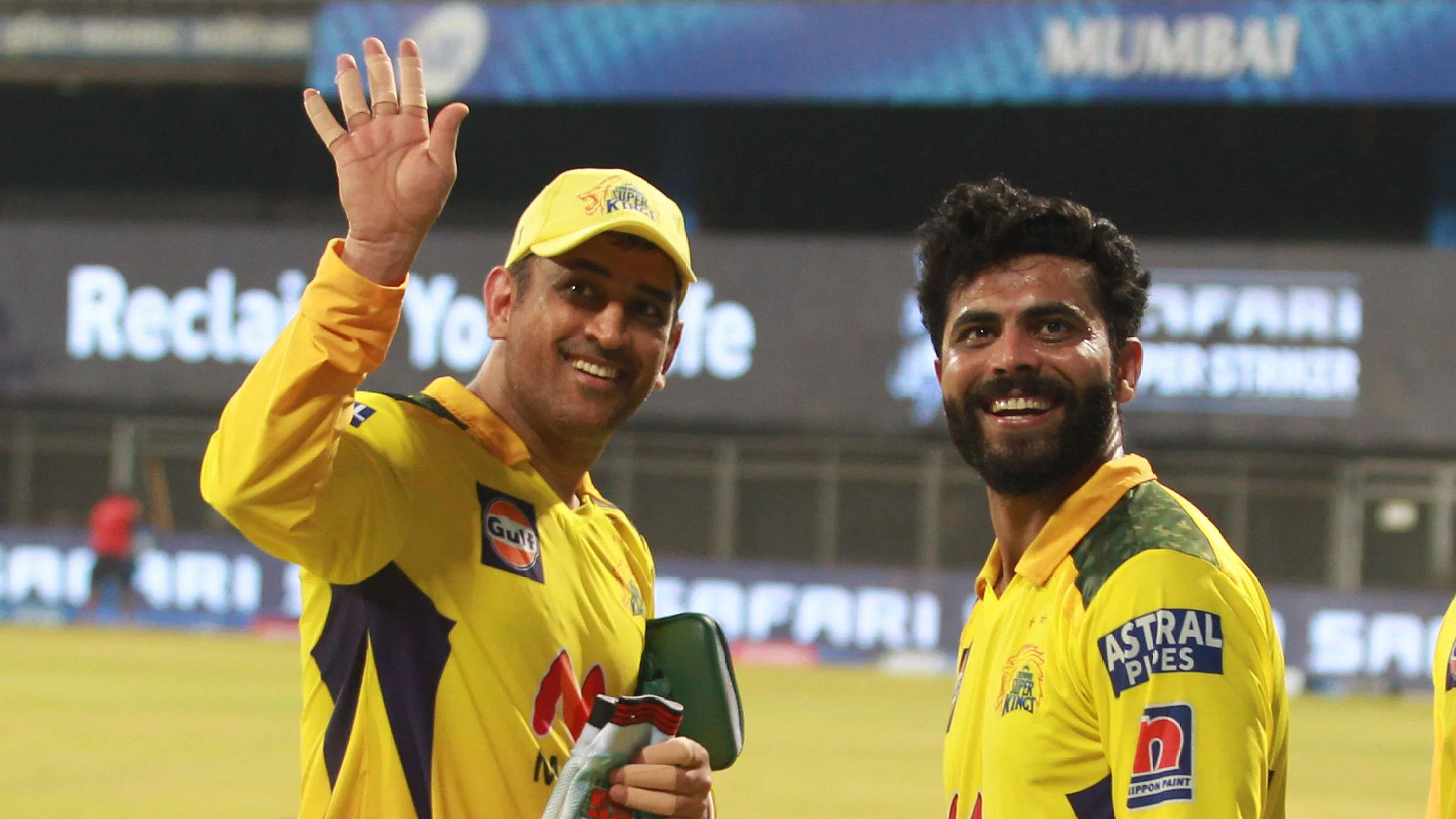 MS Dhoni and Ravindra Jadeja
